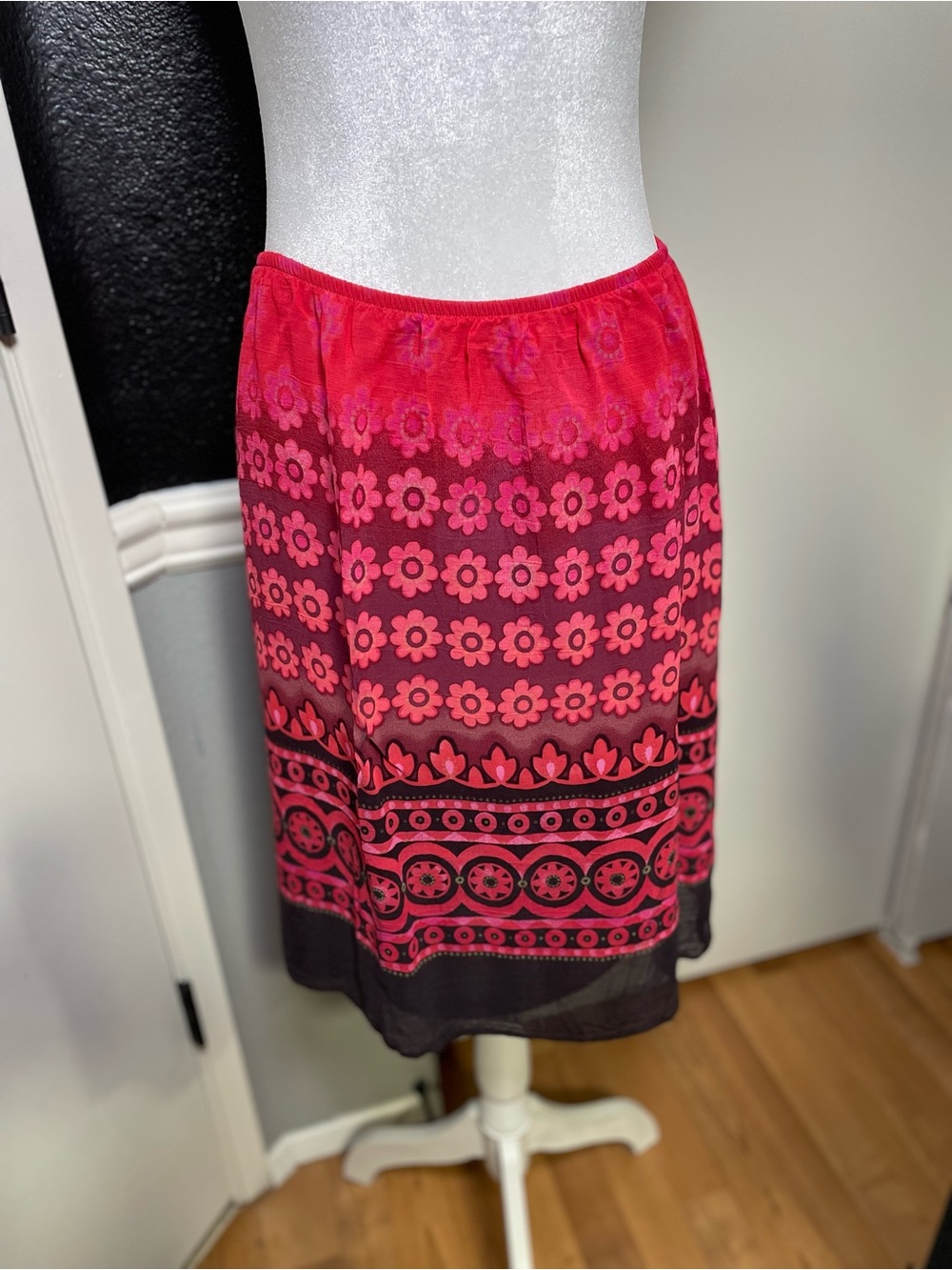 Lapis Red and Black Floral-Stripe Midi Skirt